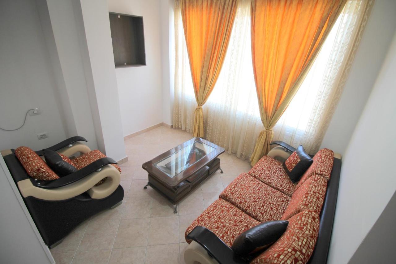Andy Apartments Sarande Exterior photo